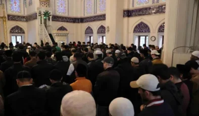 Bu camide bayram namazı 5 kez kılındı