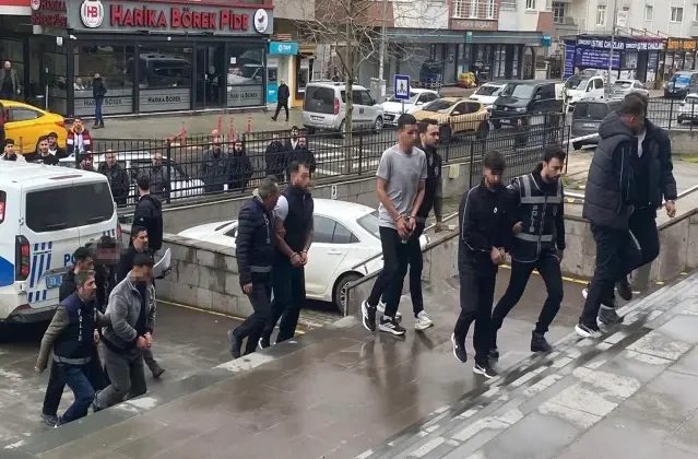 Kapaklı'da 8 Şüpheli Tutuklandı