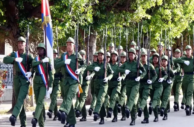 Küba: ABD saldırısına karşı askeri hazırlık yapıyoruz