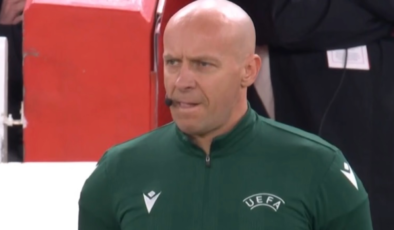 Liverpool-Galatasaray maçının hakemi sakatlandı