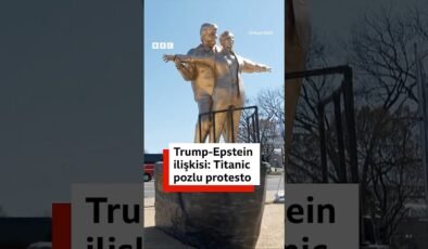 Trump ile Epstein “Titanic”te