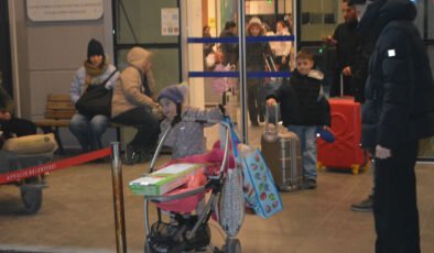 Şap protestosu Midilli’de ulaşımı kilitledi, Türk tatilciler mahsur kaldı