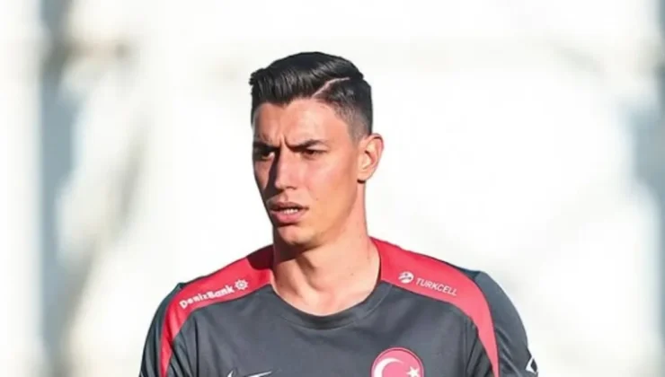 Milli Kaleci Berke Özer'in sevgilisi ortaya çıktı: Elma yedirme karesi gündemde