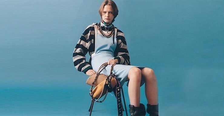 Neden Herkes İki Çanta Taşıyor?