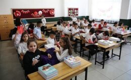 Okullarda ikinci ara tatil sonrası ilk ders zili yarın çalacak