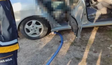 Park halindeki otomobilde ölü bulundu