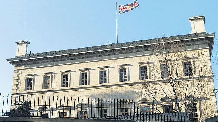 Premıum uygulaması İngiltere vizesinde öğrencileri vurdu