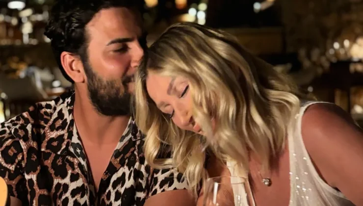 Seda Sayan evlilik tarihini unuttu: Eşi Çağlar Ökten sahnede hatırlattı I "Çok evlenince böyle oluyor"