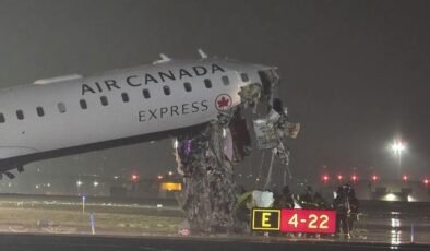 Son dakika…ABD'de havalimanında facia! Uçakla itfaiye aracı çarpıştı: Ölü ve yaralılar var