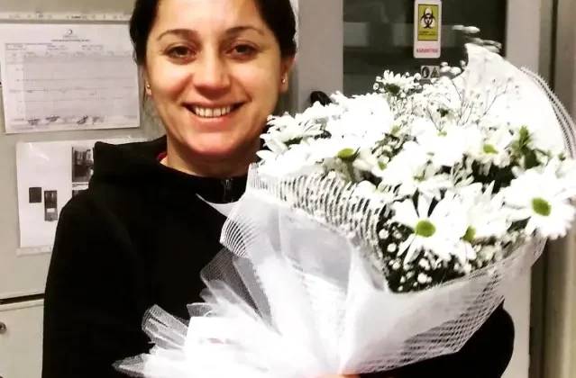 9 ay önce evladını kaybeden anne, oğlunun yanına defnedildi