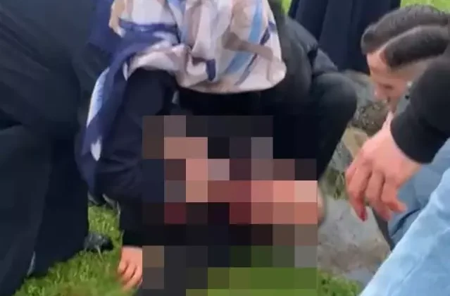 Tartıştığı kişi tarafından boğazından bıçaklanıp öldürüldü