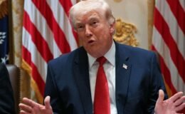 Trump'tan İran gündemine dair kritik açıklamalar! 'Anlaşmak için yalvarıyorlar, 8 gemi dolusu petrol hediye ettiler'