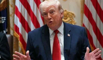 Trump'tan İran gündemine dair kritik açıklamalar! 'Anlaşmak için yalvarıyorlar, 8 gemi dolusu petrol hediye ettiler'