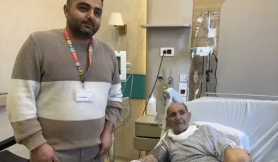 Herkesin başına gelebilir! Tıkalı lavaboyu açmak isterken yandı