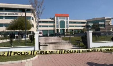 Son dakika… Antalya'da Kaymakamlık binasında silah sesleri! Özel harekat bölgede