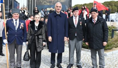 Çanakkale destanı 111 yıl sonra aynı ruhla anıldı