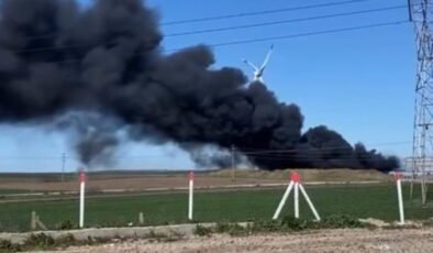 Lüleburgaz’da geri dönüşüm tesisinde yangın: Gökyüzünü duman kapladı