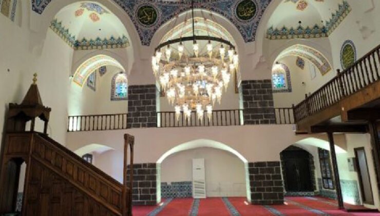 Asırlık emanetler yeniden hayat buldu: 3 tarihi cami bayramda açılıyor