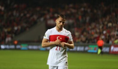 Yunus Akgün: Her şeyin en iyisini hak ediyoruz