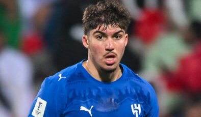 Yusuf Akçiçek, Fransa’da ameliyat edildi