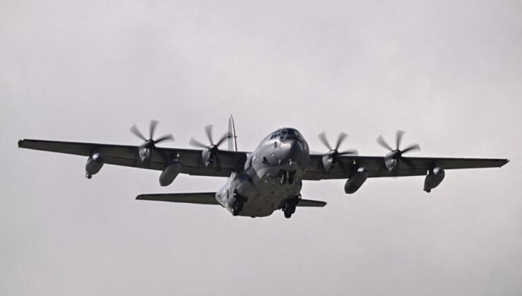 İran, kayıp pilotu arayan başka Amerikan uçağını düşürdü