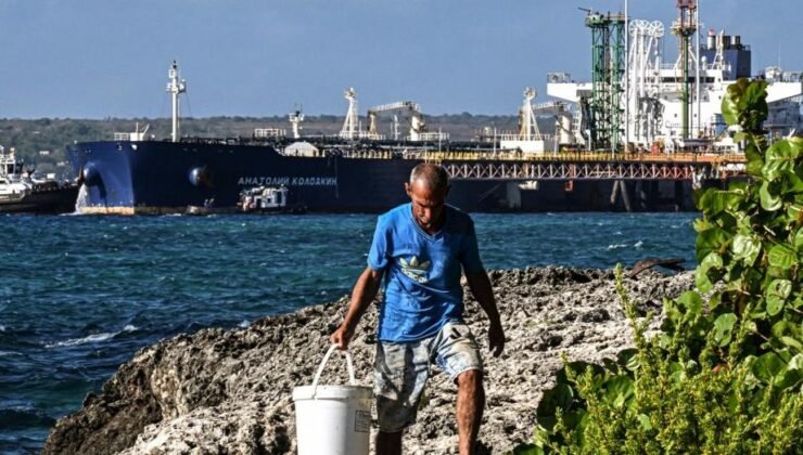 Rusya’dan Küba’ya ikinci petrol sevkiyatı