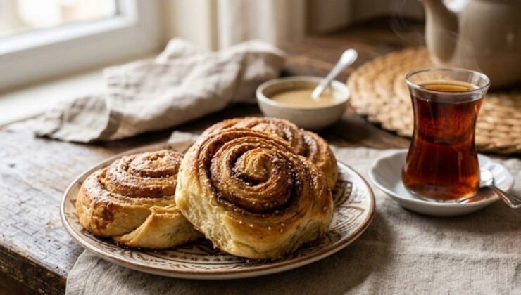 Kahvaltı sofralarına tatlı dokunuş: Tahinli açma tarifi