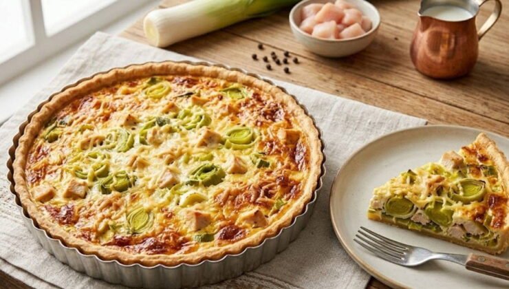 Fırından çıkan gurme lezzet: Pırasalı tavuklu kiş tarifi