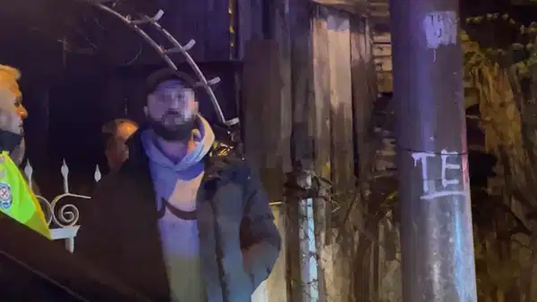 Ehliyetsiz sürücü hırsını gazeteciden çıkarttı: 260 bin lira ceza aldı