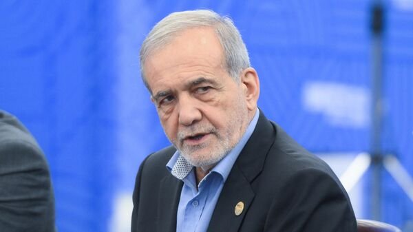 İran Cumhurbaşkanı’ndan Papa’ya destek, Trump’a kınama