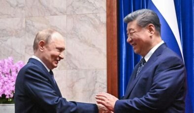 Çinli uzman: Rusya ve Çin, Batı'nın 'jeopolitik macerasına' karşı sarsılmaz bir enerji kalkanı oluşturuyor