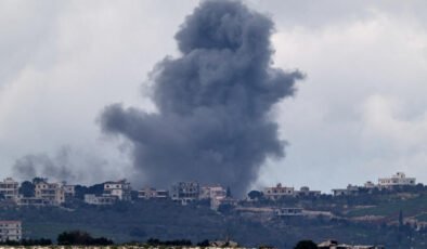 İsrail ateşkes görüşmeleri öncesi Lübnan’ı vurmaya devam ediyor