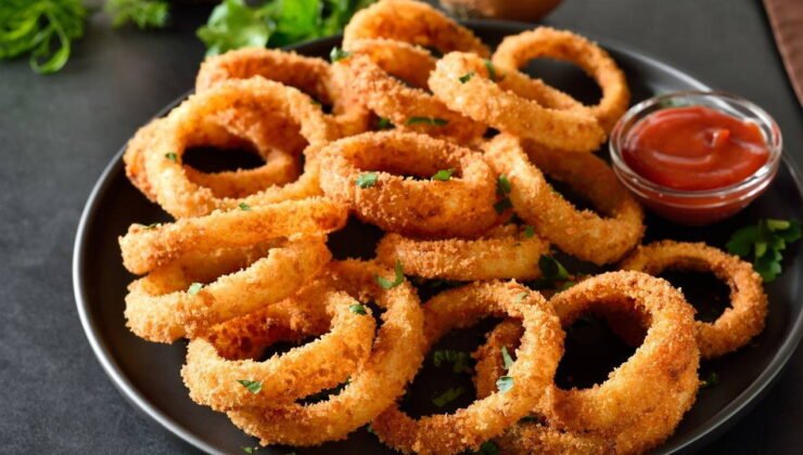 Dışı kıtır içi yumuşak soğan halkası nasıl yapılır?