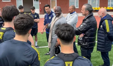 Stephen Appiah'tan Fenerbahçe'ye ziyaret!