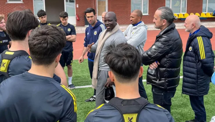 Stephen Appiah'tan Fenerbahçe'ye ziyaret!