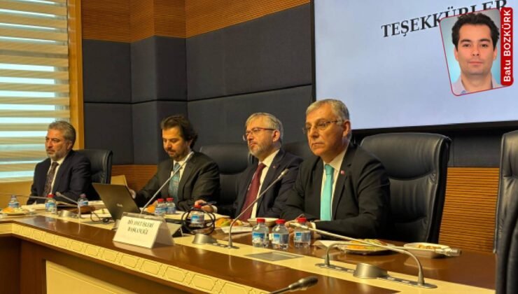 Diyanet İşleri Başkan Yardımcısı, kurumuna yönelik torpil iddialarını yanıtladı: ‘Din kurumunda torpil olmaması gerektiğini çok iyi biliyoruz, Allah’ın huzurunda hesap vereceğim’