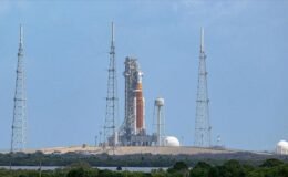 54 yılın ardından bir ilk! NASA Orion uzay aracını Ay'a fırlattı