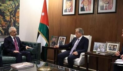 Bakan Uraloğlu, Ürdün Başbakanı Hassan ile bir araya geldi