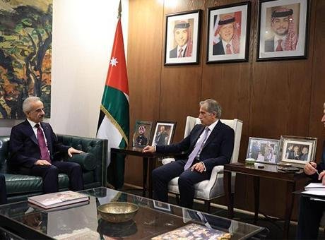 Bakan Uraloğlu, Ürdün Başbakanı Hassan ile bir araya geldi