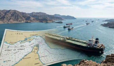 Hürmüz Boğazı’nda kriz derinleşiyor: Çin tankeri ablukayı deldi