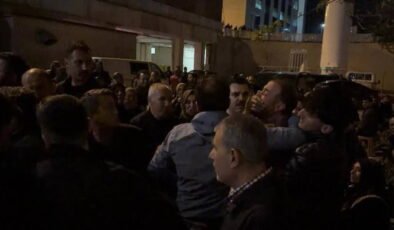 Ölenlerin yakınlarından Kahramanmaraş Valisi Ünlüer'e tepki: Korumalarından gazetecilere müdahale!