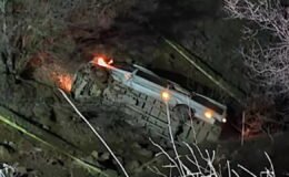 Maden işçilerini taşıyan minibüs devrildi: 2 ölü, 10 yaralı