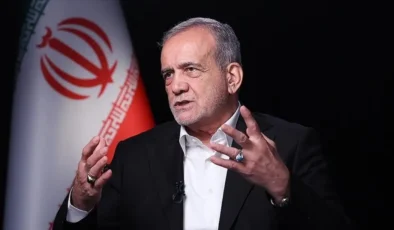 Pezeşkiyan ABD halkına seslendi: 'Bu savaş, Amerikan halkının hangi çıkarlarına hizmet ediyor?'