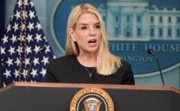Trump, Adalet Bakanı Pam Bondi’yi görevden aldı