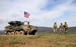 ABD’de erkekler, otomatik olarak askerlik hizmetine kaydedilecek