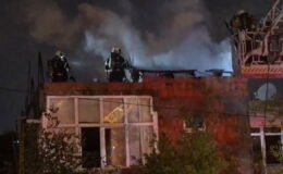 Kocaeli'de yangın paniği: Çatı katı alev aldı