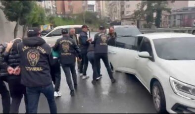 Fatih'te kuryenin öldürülmesine ilişkin yakalanan 3 şüpheli tutuklandı