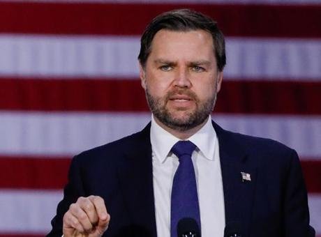ABD Başkan Yardımcısı JD Vance, Trump’ın İran’la ‘kapsamlı’ bir anlaşma peşinde olduğunu belirtti