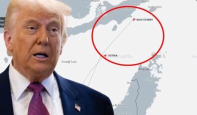 Ablukanın başlamasıyla iki tanker Hürmüz Boğazı'ndan geri döndü