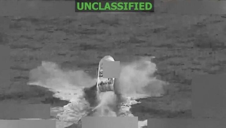 ABD ordusu Pasifik'te bir tekneyi daha vurdu! '2 narko terörist öldürüldü'